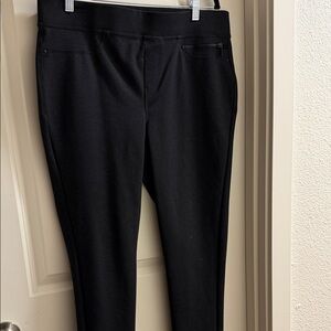 DKNYC Black Ankle Pants